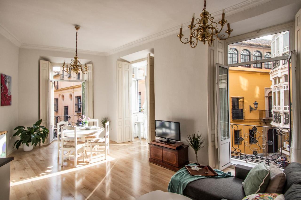 Luminoso Apartamento De Dos Habitaciones Con Vistas A Las Catedral Malaga Luaran gambar